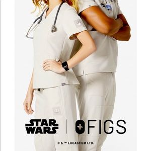StarWars x FIGS The Light Side Jedi scrub top.